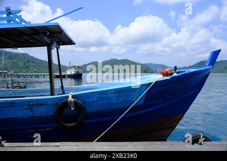 Indonesien Anambas-Inseln - Jemaja Island Fischerboot in der Hafen Stockfoto