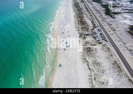 Blick aus der Vogelperspektive auf den Hundestrand in Pensacola, Florida Stockfoto