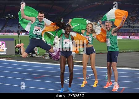 Rom, Italien 7.06.2024: Christopher O’DONNELL, Rhasidat ADELEKE, Thomas BARR, Sharlene MAWDSLEY aus Irland gewinnen Goldmedaille bei 4 x 400 m Relay Mixed Final Leichtathletik-Europameisterschaften 2024 im Olympiastadion in Rom Stockfoto