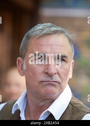 Rost, Deutschland. Juni 2024. Stefan Kuntz, ehemaliger Nationalspieler, steht während einer Pressekonferenz auf dem Gelände des Europa-Parks. Quelle: Silas Stein/dpa/Alamy Live News Stockfoto