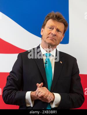 London, Großbritannien. 10. Juni 2024. Richard Tice, Vorsitzender von Reform UK, bei der Veröffentlichung der Wirtschaftspolitik der Reform UK-Partei im Church House in Westminster. Quelle: Stephen Chung / Alamy Live News Stockfoto