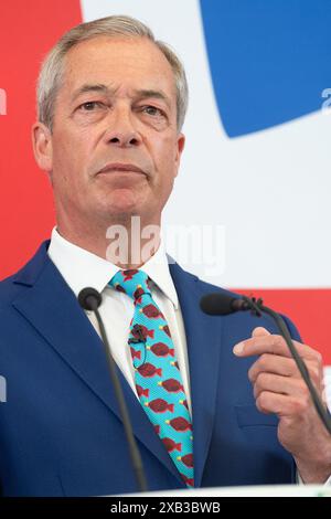 London, Großbritannien. Juni 2024. Nigel Farage, Leiter der Reform UK, spricht am Montag, den 10. Juni 2024 bei der Einführung der Reform UK-Wirtschaftspolitik in Church House, London, England, UK. Quelle: Justin Ng/Alamy Live News. Stockfoto