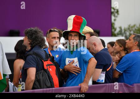 Rom, Italien. Juni 2024. Italienische Fans am 2. Tag der European Athletics 08. Juni 2024 im Olimpic Stadium in Rom Credit: Independent Photo Agency/Alamy Live News Stockfoto
