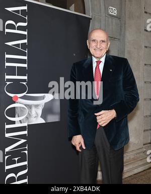 Nicht Er, Italien. Juni 2024. Luino, Italien Salvatore Accardo spricht und erhält den Chiara 2024 Award beim Il Festival del Racconto mit einem Interview von Nicola Siani auf dem Foto: Salvatore Accardo Credit: Independent Photo Agency/Alamy Live News Stockfoto