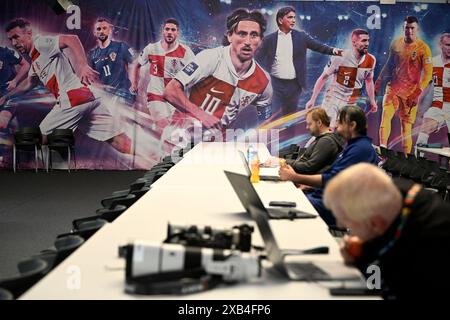 Neuruppin, Deutschland. Juni 2024. Das Pressezentrum Kroatiens ist am 10. Juni 2024 im Kroatien-Basislager der UEFA EURO 2024 in Neuruppin zu sehen. Foto: Marko Lukunic/PIXSELL Credit: Pixsell/Alamy Live News Stockfoto