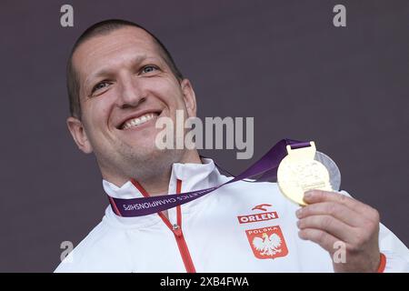 Rom, Italien. Juni 2024. Leichtathletik: Europameisterschaften, Europameisterschaften: Wojciech Nowicki aus Polen, Hammerwurf Goldmedaille. Quelle: Michael Kappeler/dpa/Alamy Live News Stockfoto