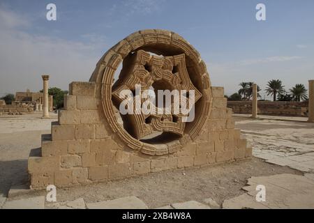 Nachbildung der Rosette oder des Sternenfensters des Hisham Palace in Jericho, erbaut im 8. Jahrhundert von Kalif Hisham bin Abd el-Malik als Winterpalast Stockfoto