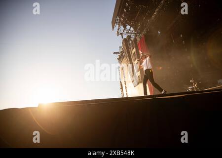 Felix Brummer/Kummer Gesang während des Auftritts der deutschen Rap-Rock-Band Kraftklub im Rahmen des Festivals Rock am Ring 2024 am Nürburgring. Nürburgring Rheinland-Pfalz Deutschland *** Felix Brummer Kummer singt während des Auftritts der deutschen Rap-Rock-Band Kraftklub im Rahmen des Rock am Ring 2024 Festivals auf dem Nürburgring Nürburgring Rheinland-Pfalz Deutschland Stockfoto