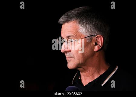 Praesident Herbert Hainer im Portrait. GER, FC Bayern Basketball vs. Alba Berlin, Basketball, 1.Bundesliga, Playoffs, Finale Spiel 2, Saison 2023/2024, 10.06.2024, Foto: Eibner-Pressefoto/Marcel Engelbrecht Stockfoto