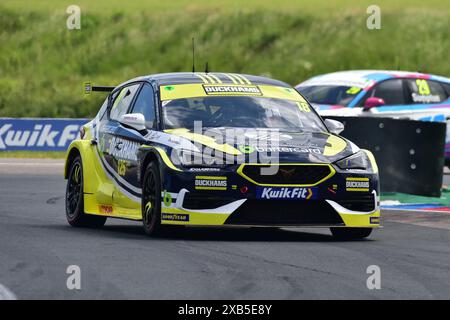 Daryl Deleon, Cupra Leon, Duckhams Racing mit Bartercard, BTCC, British Touring Car Championship, Runden zehn, elf und zwölf der Saison 2024, Stockfoto