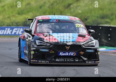 Chris Smiley, Cupra Leon, Restart Racing, BTCC, British Touring Car Championship, Runden zehn, elf und zwölf der Saison 2024, von den Thruxton Stockfoto