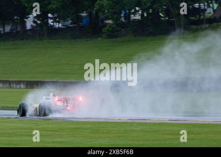 8. Juni 2024: IndyCar #3 Scott McLaughlin fährt sein weißes und gelbes Team Penske XPEL-Auto während des Qualifyings vor dem XPEL Grand Prix in der Road America in Elkhart Lake, WI - Mike Wulf/CSM Stockfoto