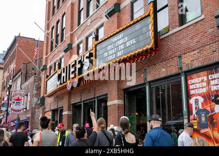 Nashville, USA. Juni 2024. Eric Church's Bar am Broadway. Das CMA fest begrüßt am Wochenende Tausende Country-Fans in der Innenstadt von Nashville. Quelle: Kindell Buchanan/Alamy Live News Stockfoto