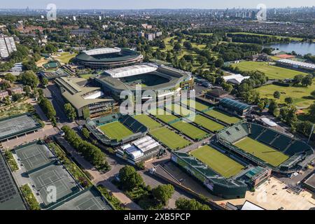 Luftaufnahme des All England Lawn Tennis Club in Wimbledon, London, Großbritannien. Stockfoto