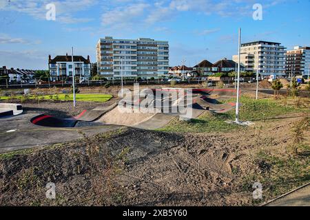 Bau des Brighton Plaza Skateparks Hove England UK Stockfoto