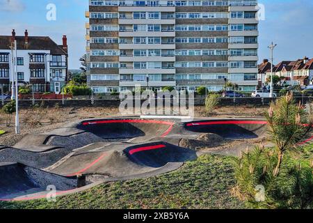 Bau des Brighton Plaza Skateparks Hove England UK Stockfoto