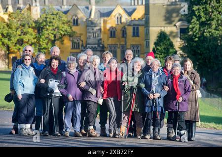 Die „Geriactives“-Gruppe in Ashton Court, Bristol. Stockfoto