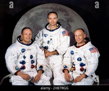 Apollo 11-Mitglieder der Hauptbesatzung (von links nach rechts) Neil A. Armstrong, Kommandant, Michael Collins, Pilot des Kommandomoduls, und Edwin E. Aldrin, Jr., Pilot des Mondmoduls. Fotografiert im Mai 1969, bevor dort im Dezember 1969 eine erfolgreiche Mondlandung durchgeführt wurde. Stockfoto