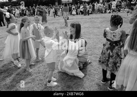 ST. TAG FEST TAG PELZTANZ ZUR FEIER VON WILLIAM JOHN MILLS 1892-1960 Stockfoto