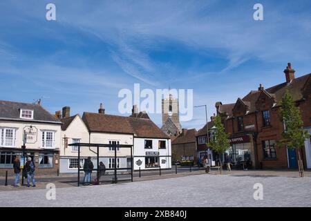 Guildhall Vorplatz in Sandwich, Ken im Frühling Stockfoto