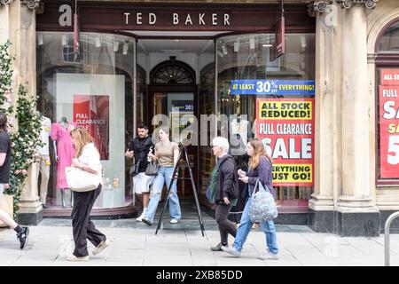 Der Ted Baker Store in der Milsom Street Bath UK Stockfoto