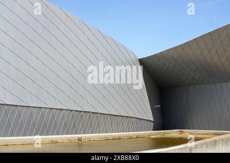 Architektonische Details des National Aquarium Denmark, den Blå Planet, The Blue Planet, in Kastrup, einem Vorort von Kopenhagen Stockfoto