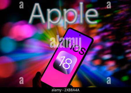 Brüssel, Belgien Juni 2024. Das Apple iOS 18-Logo wird auf einem Smartphone angezeigt, wie in dieser Abbildung zu sehen ist. Aufgenommen in Brüssel, Belgien. Am 10. Juni 2024. (Jonathan Raa/SIPA USA) *** ausschließlich für redaktionelle Nachrichten *** Credit: SIPA USA/Alamy Live News Stockfoto