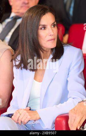 Boadilla Del Monte, Madrid, Spanien. Juni 2024. Königin Letizia von Spanien nimmt am 11. Juni 2024 in Boadilla del Monte, Spanien, an der jährlichen Ausschreibung für die „˜sozialen Projekte der Banco Santander“ im Schulungszentrum „El Solaruco“ der Gruppe „City of Santander“ Teil (Foto: © Jack Abuin/ZUMA Press Wire). Nicht für kommerzielle ZWECKE! Quelle: ZUMA Press, Inc./Alamy Live News Stockfoto