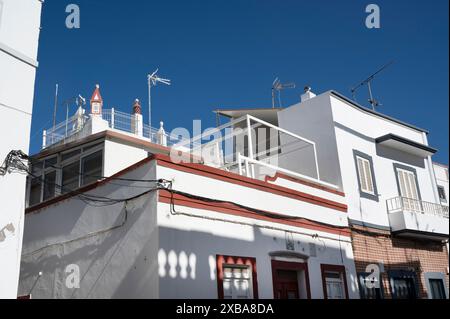 Portugal, Olhao, Algarve Mai 2024 traditionelle renovierte Häuser Stockfoto