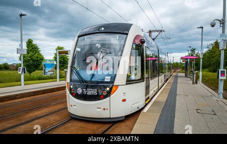 Edinburgh Tram am Bahnhof Ingliston Park & Ride in der Nähe von Edinburgh, Schottland Stockfoto