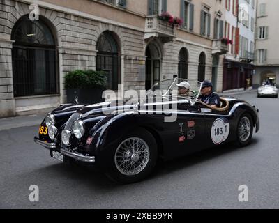 Brescia, Italien. Juni 2024. Die Teilnehmer vor dem Miglia Race 1000 2022 in Brescia (BS), Italien am 10. Juni 2024. Quelle: Unabhängige Fotoagentur/Alamy Live News Stockfoto