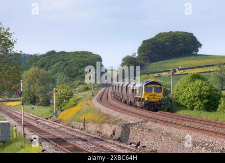 06/2013 Settle Junction 66957 Stephenson Locomotive Society 1909-2009 6M21 1000 Hunterston - Ratcliffe Power Station MGR Stockfoto