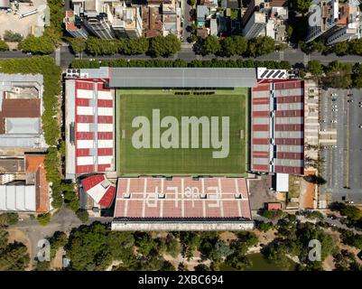 Buenos Aires, Argentinien, 22. Februar 2023: Luftaufnahme des Jorge Luis Hirschi Stadions, Club Estudiantes de La Plata, („Pincha“). Stockfoto