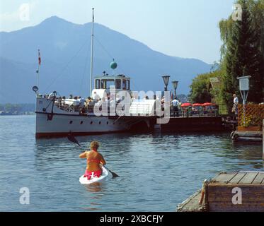 Raddampfer Kaiser Franz Josef 1 im Einsatz am Wolfgangsee im Salzkammergut, Österreich, Europa. Gescannter 6x6-Objektträger Stockfoto