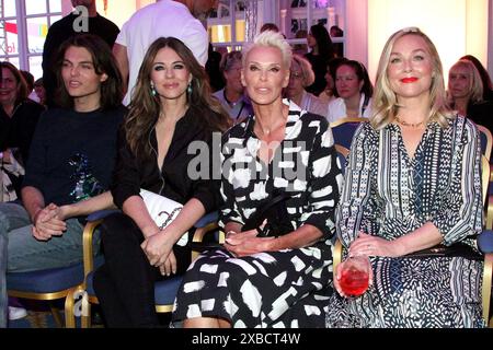 Damian Hurley, Elizabeth Hurley, Brigitte Nielsen und Elisabeth Roehm bei der „Ernsting's Family Fashionshow“ am 11.06.2024 in Hamburg Stockfoto