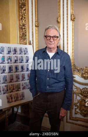 PAUL SMITH PRÄSENTIERT SS2025-SAMMLUNG AUF DER VILAL FAVARD IN FLORENZ FÜR PITTI UOMO #106 COPYRIGHT : ANDREA PAOLETTI PHOTO Stockfoto