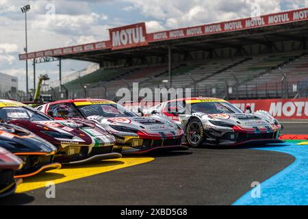 Le Mans, Frankreich, 11. Juni 2024Ferrari offizielles Fotoshooting LMGT3 während der 92. Ausgabe der 24 Stunden von Le Mans, 4. Runde der FIA WEC 2024 Endurance Championship, Ambiance Circuit, Circuit des 24H du Mans, 11. Juni 2024 in Le Mans, Frankreich. Foto Kristof Vermeulen/MPS Agentur Credit MPS Agentur/Alamy Live News Stockfoto