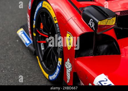 Le Mans, Frankreich, 11. Juni 2024#51 Ferrari AF Corse (ITA) Ferrari 499P (HY) - Alessandro Pier Guidi (ITA) / James Calado (GBR) / Antonio Giovinazzi (ITA) während der 92. Ausgabe der 24 Stunden von Le Mans, 4. Runde der FIA WEC 2024 Langstrecken-Weltmeisterschaft, kollektives Autoschießen, Circuit des 24H du Mans, 11. Juni 2024 in Le Mans, Frankreich. Foto Kristof Vermeulen/MPS Agentur Credit MPS Agentur/Alamy Live News Stockfoto