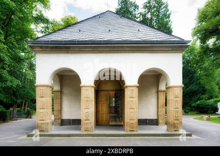 Kolumbarium im alten Trauersaal auf dem melatenfriedhof in köln Stockfoto