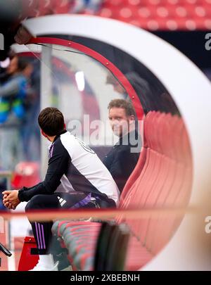 DFB-Trainer Julian Nagelsmann, Bundestrainer, Nationaltrainer Benjamin Glück, Assistenztrainer DFB im Freundschaftsspiel DEUTSCHLAND - UKRAINE 0-0 DEUTSCHLAND - UKRAINE in Vorbereitung auf die Europameisterschaft 2024 am 3. Juni 2024 in Nürnberg. Fotograf: Peter Schatz Stockfoto