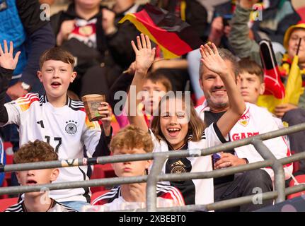 DFB-Fans im Freundschaftsspiel DEUTSCHLAND - UKRAINE 0-0 DEUTSCHLAND - UKRAINE in Vorbereitung auf die Europameisterschaft 2024 am 3. Juni 2024 in Nürnberg. Fotograf: Peter Schatz Stockfoto