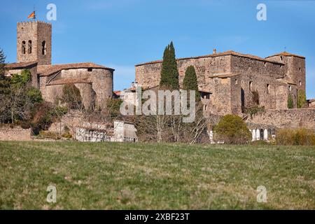 Historisches mittelalterliches Dorf Santa Pau. Girona, Katalonien, Spanien Stockfoto