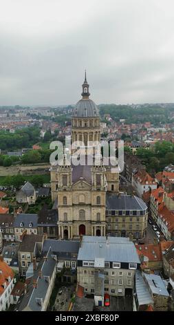 Drohnenfoto Boulogne-sur-Mer Basilika Frankreich europa Stockfoto