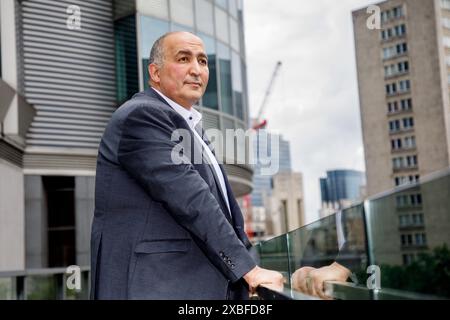 Brüssel, Belgien Juni 2024. Der belgische Politiker Fouad Ahidar, Gründer des Teams Fouad Ahidar, posiert am Mittwoch, den 12. Juni 2024 in Brüssel für den Fotografen. BELGA FOTO HATIM KAGHAT Credit: Belga News Agency/Alamy Live News Stockfoto