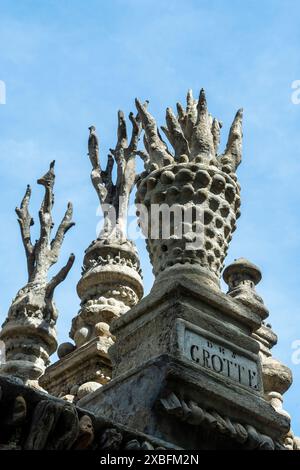 Hauterives. Der ideale Palast des Postmannes Ferdinad Cheval, naive Kunst, Drôme, Auvergne-Rhone-Alpes, Frankreich Stockfoto