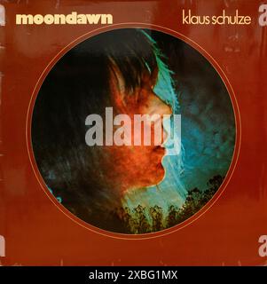 Plattencover aus Vintage-Vinyl. Klaus Schulze-Moondown 1976 Stockfoto