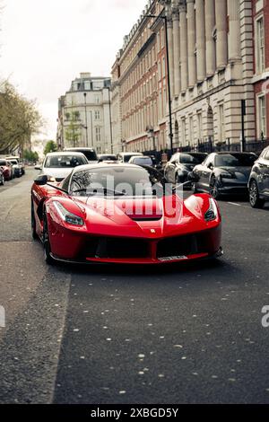 Ferrari LaFerrari auf Londons Straßen Stockfoto