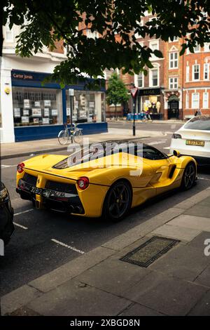 Ferrari LaFerrari auf Londons Straßen Stockfoto