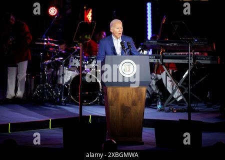 US-Präsident Joe Biden spricht am Montag, den 10. Juni, während eines Konzerts auf dem South Lawn des Weißen Hauses in Washington, DC, USA. 2024. im Jahr 2021 unterzeichnete Biden das Gesetz, das den Juneteenth als den neuesten Bundesfeiertag der Nation einführte. Kredit: Ting Shen/Pool über CNP/MediaPunch Stockfoto