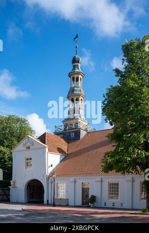 Geographie / Reise, Deutschland, Niedersachsen, Torhaus der Wasserburg Norderburg, Dornum, ADDITIONAL-RIGHTS-CLEARANCE-INFO-NOT-AVAILABLE Stockfoto